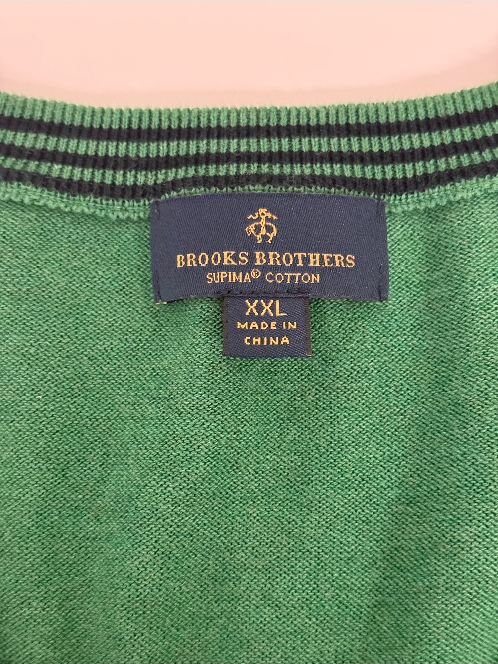 Brooks Brothers Green V-Neck Cashmere-Blend Sweater - Picture 4 of 9